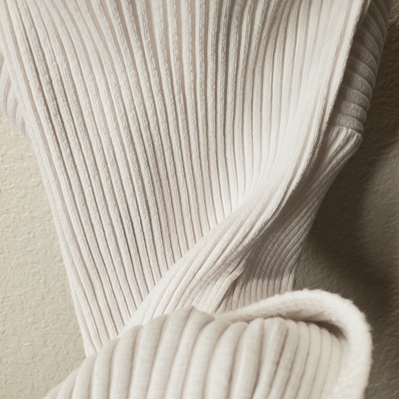 Zara Ribbed Knotted Front Bodysuit in Pearl White - Picture 8 of 8